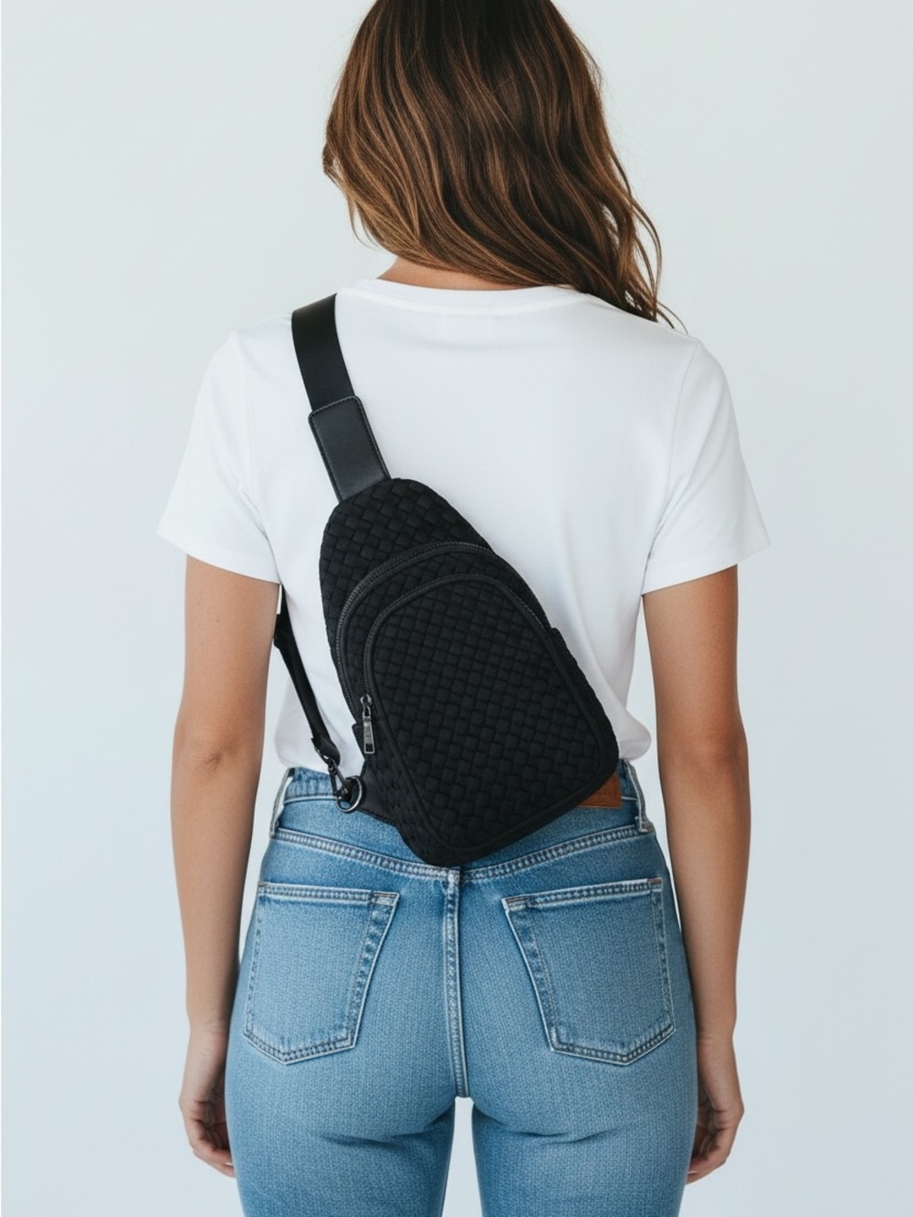 NWT Sol & Selene Beyond The Horizon Medium Woven Neoprene Sling Backpack - Black